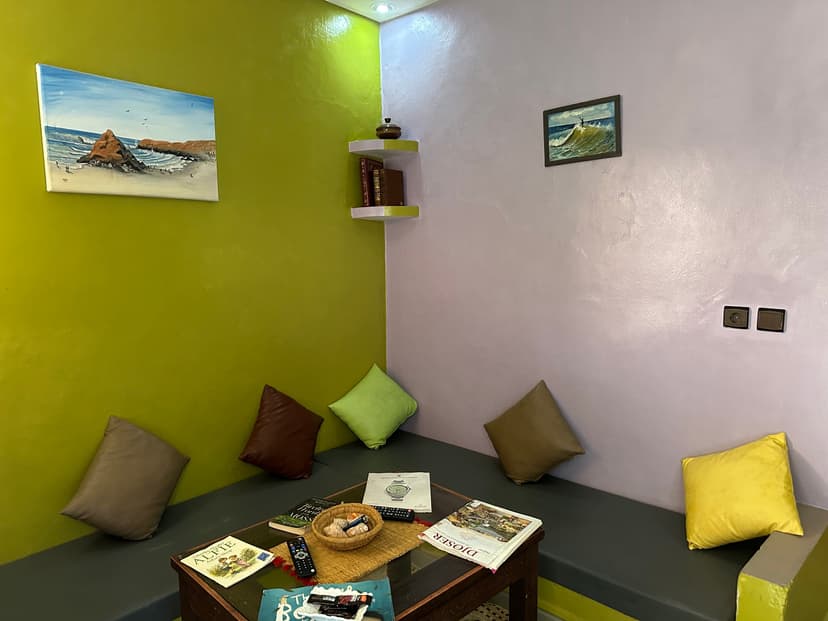 image-39db812abc83ed758877a2cbd0181d20bd6d36e7-4032x3024-jpg